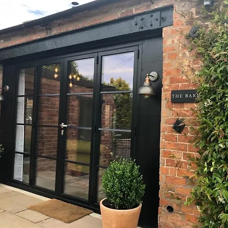 Luxury Barn With Hot Tub, Spa Treatments, Private Dining Little Budworth Extérieur photo