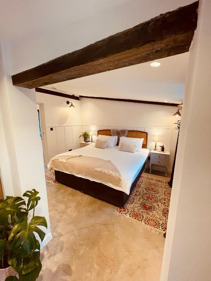 Holiday home Luxury Barn With Hot Tub, Treatments, Private Dining